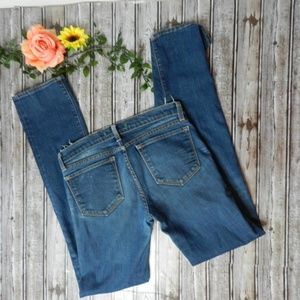 J brand womens medium wash straight leg skinny 28